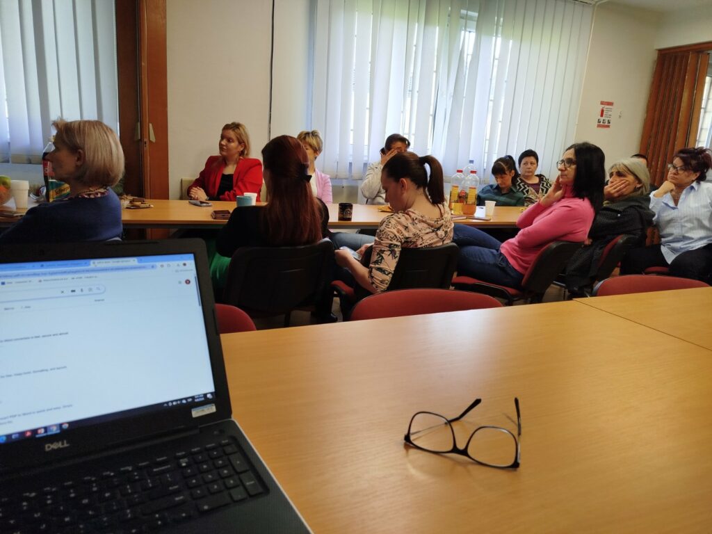 Završen projekat „Povećanje kompetencija žena koje su teško zapošljive“ 30 učesnica steklo sertifikate za rad u socijalnoj zaštiti